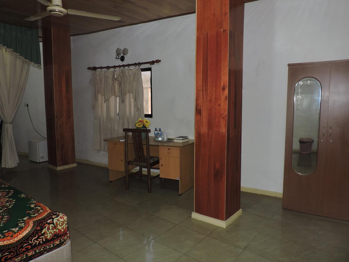 Green Park Beach Hotel تريكونامالاي المظهر الخارجي الصورة