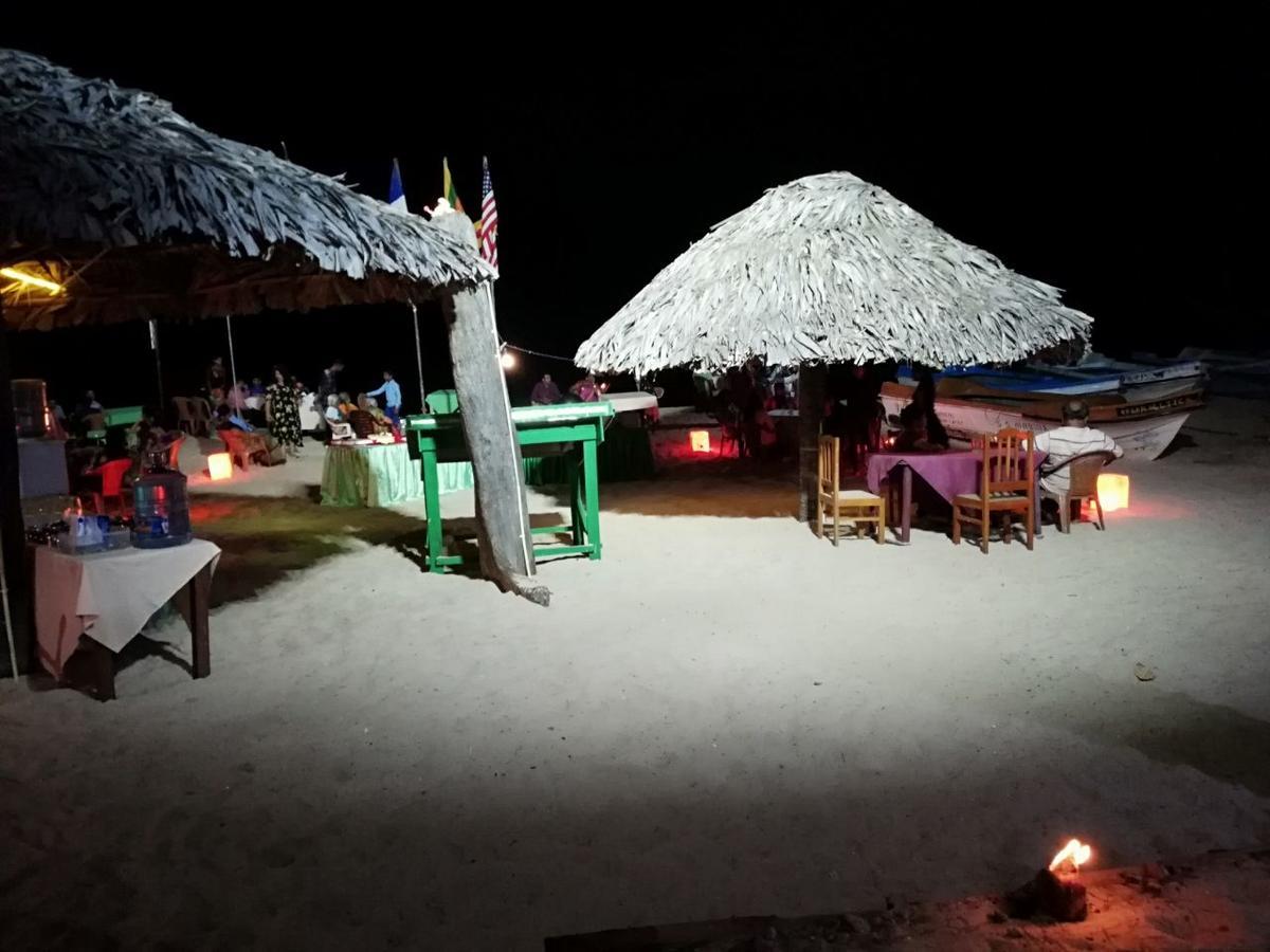Green Park Beach Hotel تريكونامالاي المظهر الخارجي الصورة