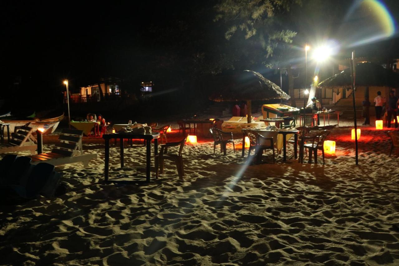 Green Park Beach Hotel تريكونامالاي المظهر الخارجي الصورة